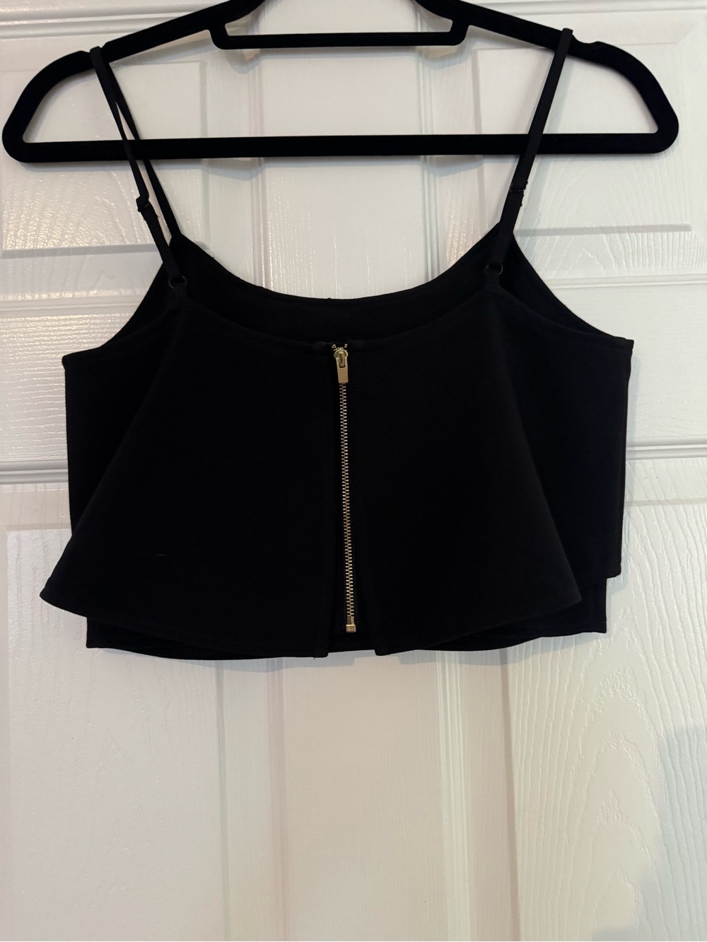 Express Black Ruffle Crop Cami Top - Picture 2 of 2